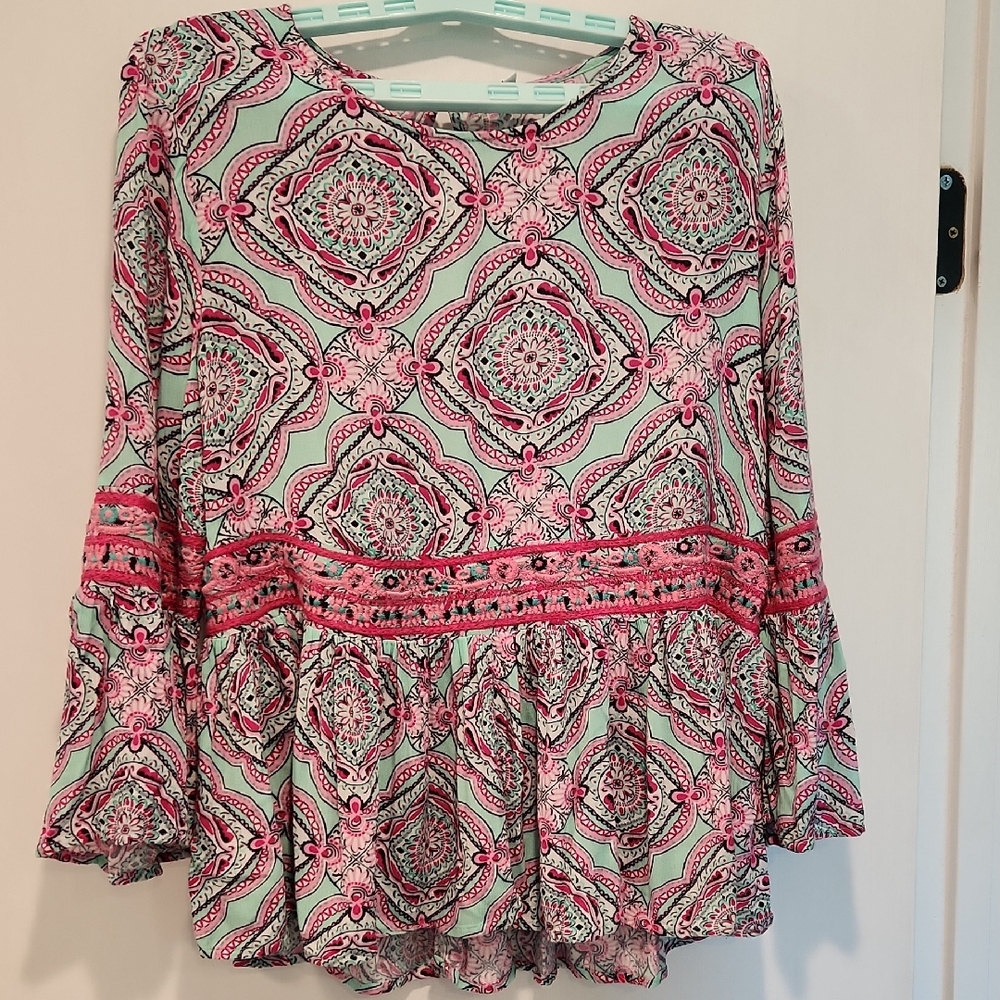 Crown & Ivy Pink and Green Patterned Blouse, Sz M